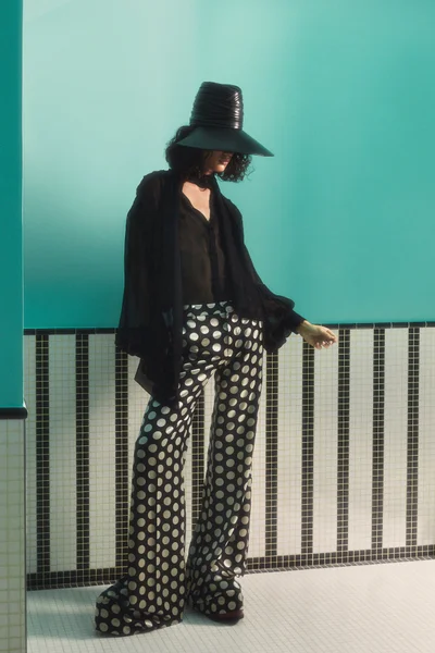 Look 8
